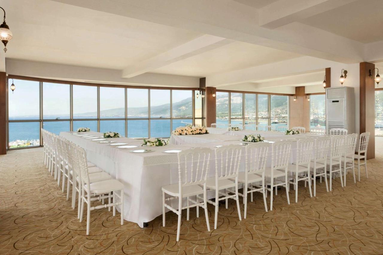 מלון Ramada By Wyndham İskenderun מראה חיצוני תמונה