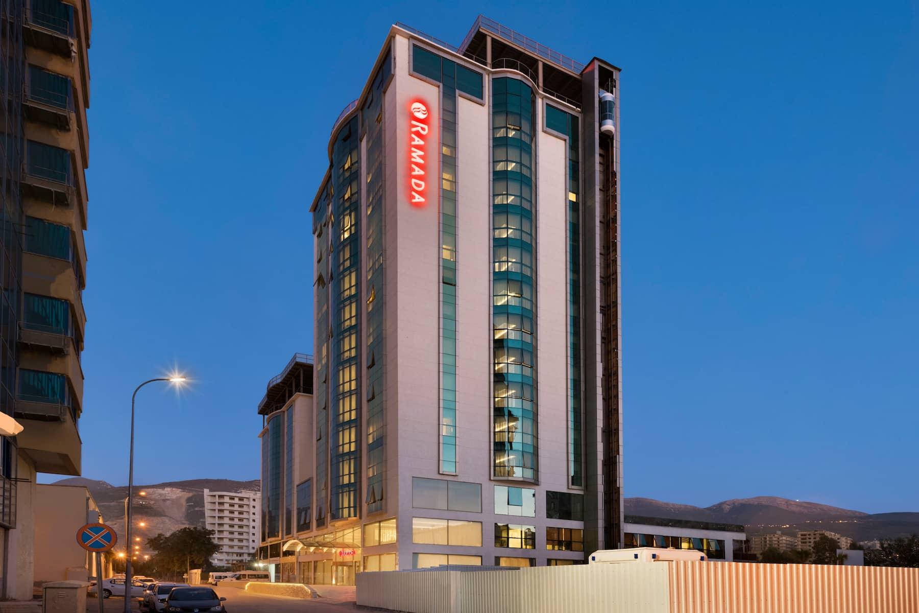 מלון Ramada By Wyndham İskenderun מראה חיצוני תמונה