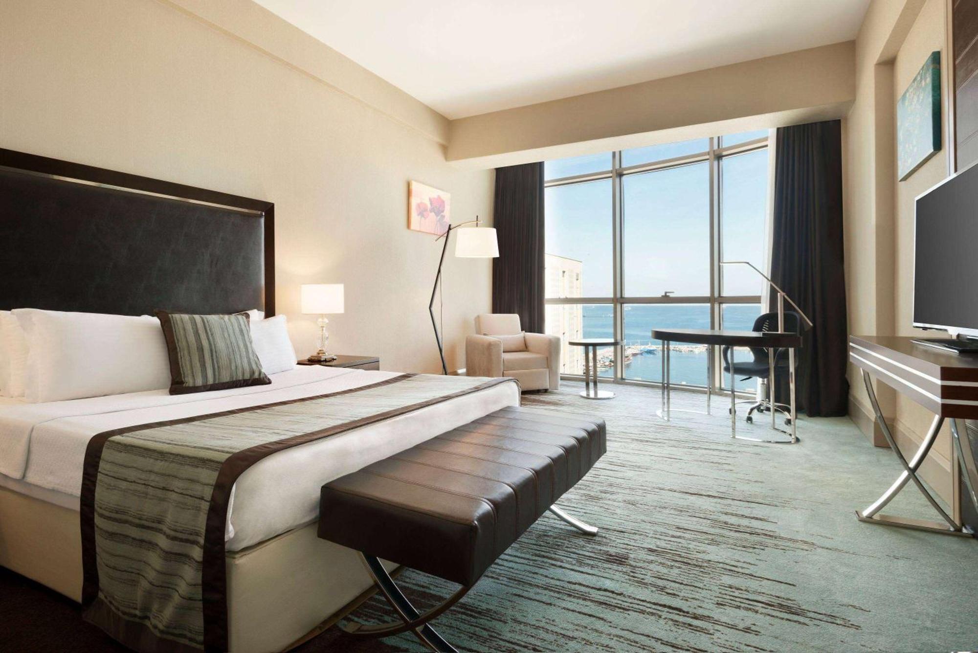 מלון Ramada By Wyndham İskenderun מראה חיצוני תמונה